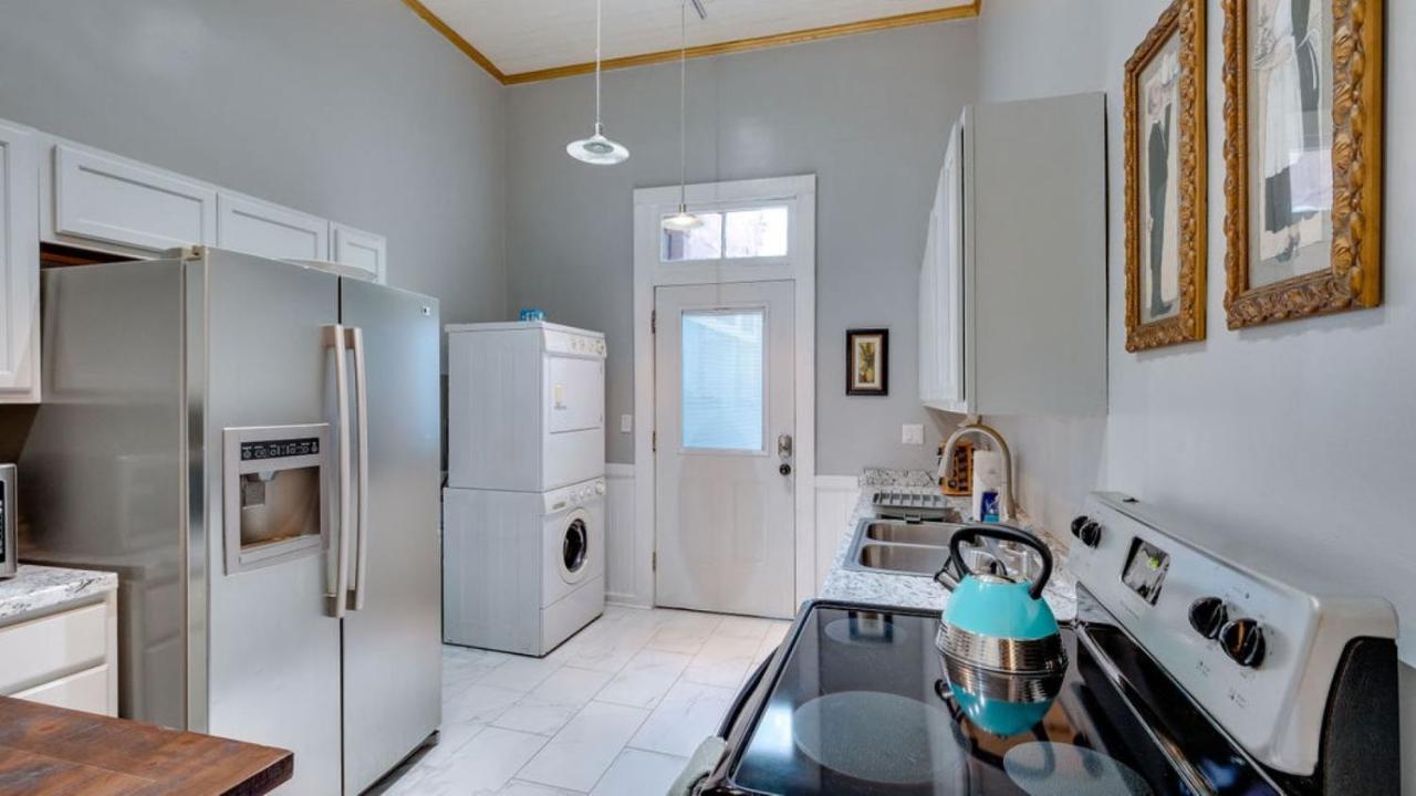 Ferienwohnung Elegant 2 Bed Directly On Forsyth Park Savannah Exterior foto