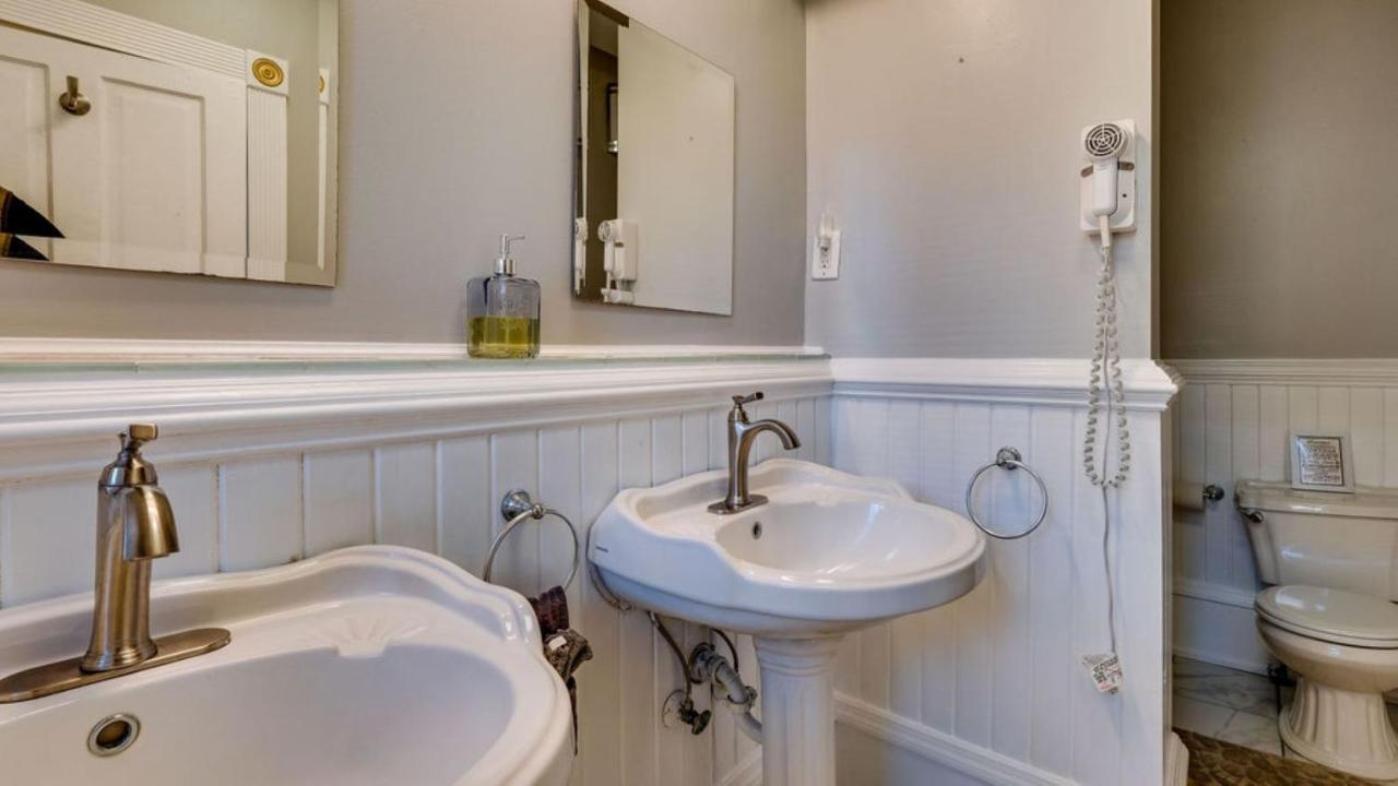 Ferienwohnung Elegant 2 Bed Directly On Forsyth Park Savannah Exterior foto