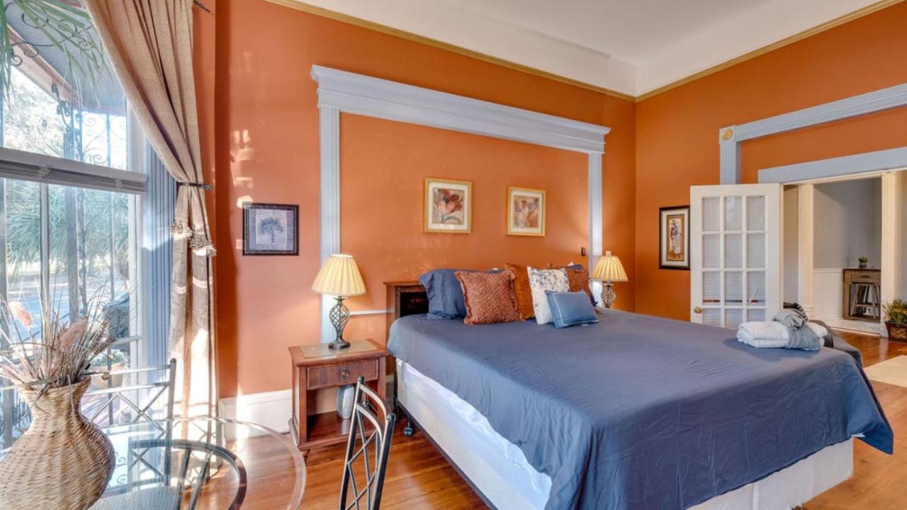 Ferienwohnung Elegant 2 Bed Directly On Forsyth Park Savannah Exterior foto